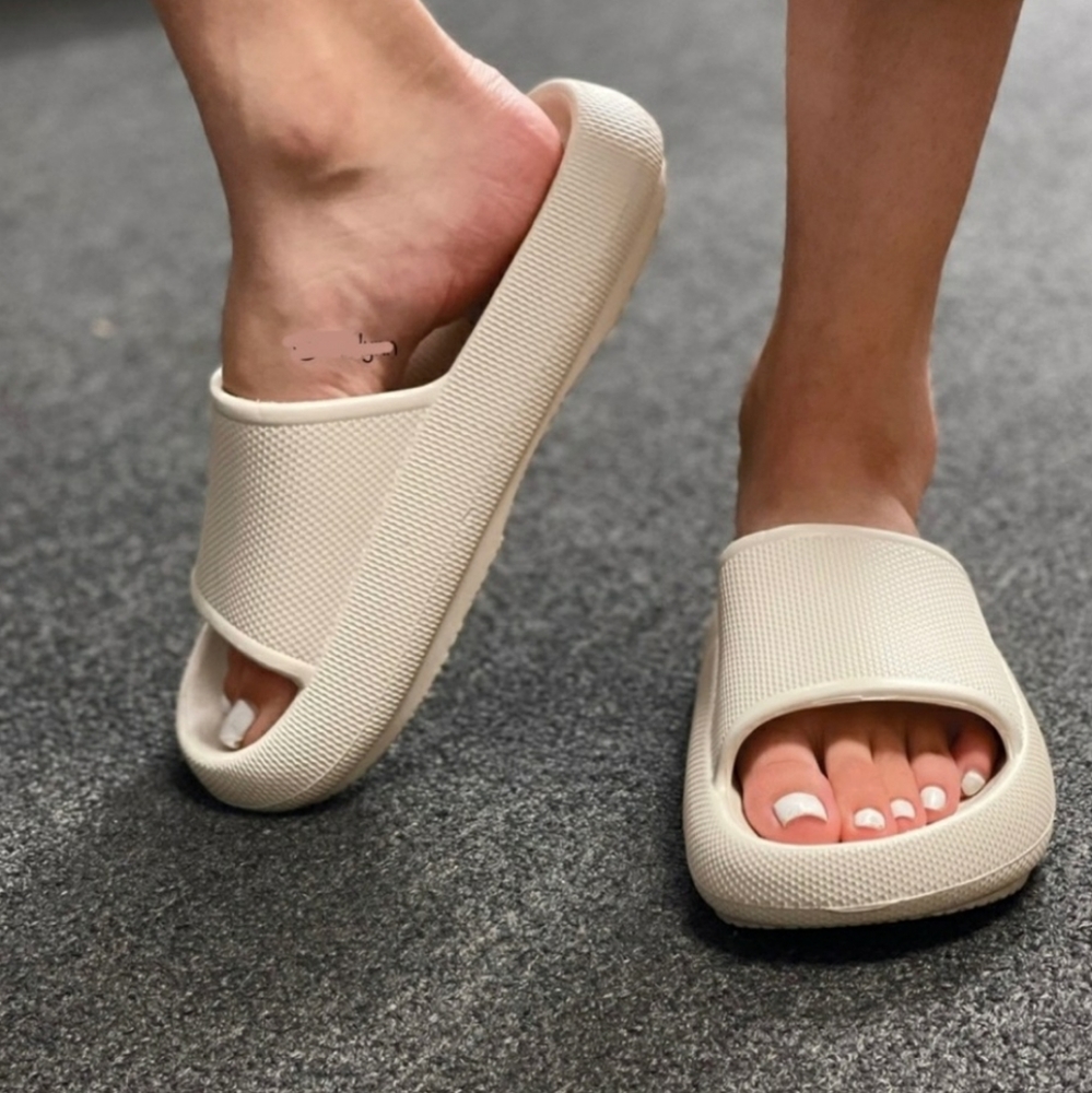 Bone Cloud Insole Pillow Slides - image 3